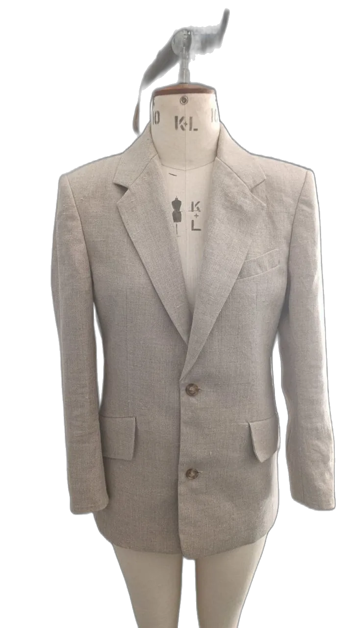 Deconstructed linen jacket, front view on a tailor's mannequin